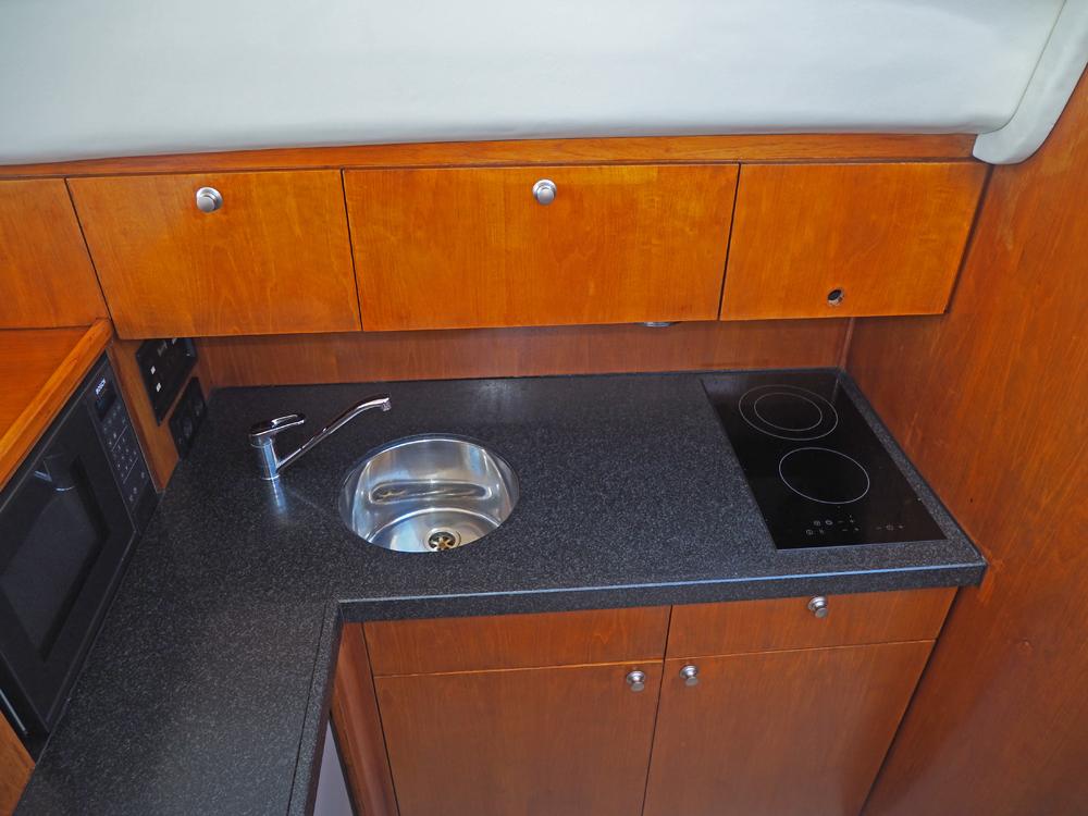 Fore ship, Accommodation